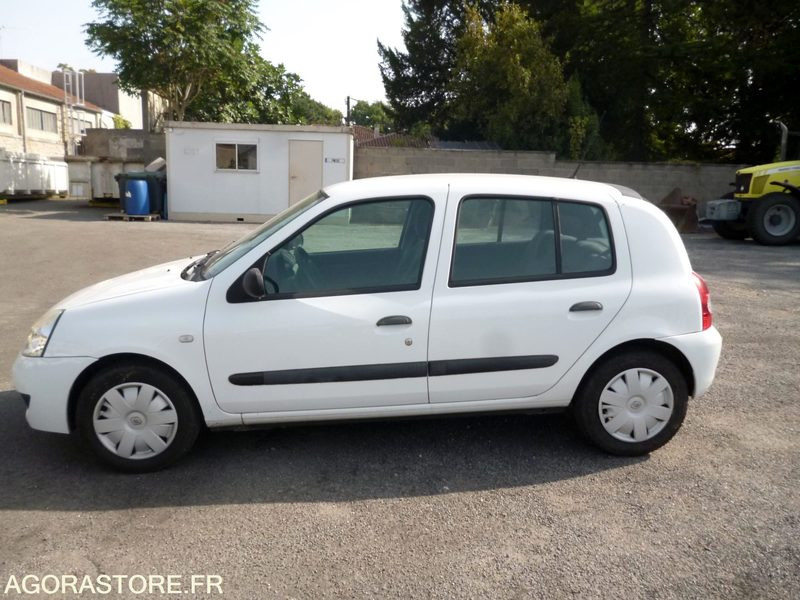 RENAULT CLIO 1.5 DCI - 2007 - 汽车:图2 RENAULT CLIO 1.5 DCI - 2007 - 汽车:图2
