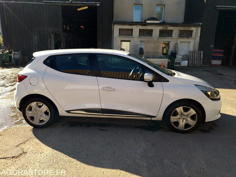RENAULT CLIO DE 2013 AVEC 258818 KM - 汽车:图2 RENAULT CLIO DE 2013 AVEC 258818 KM - 汽车:图2