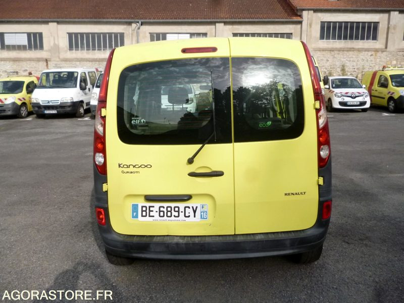 RENAULT KANGOO 1.5 DCI 5 PLACES - 汽车:图3 RENAULT KANGOO 1.5 DCI 5 PLACES - 汽车:图3