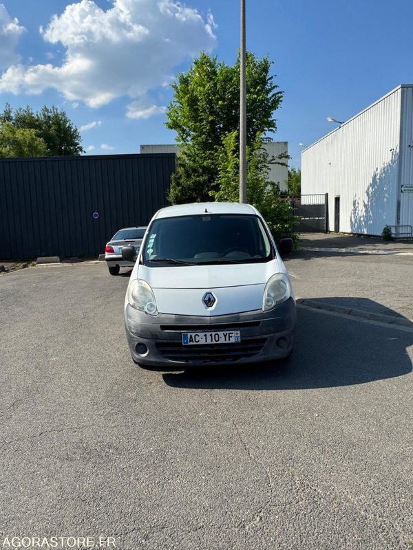 RENAULT KANGOO 1.6 90 ESSENCE - 31 000 KM - 紧凑型面包车:图5 RENAULT KANGOO 1.6 90 ESSENCE - 31 000 KM - 紧凑型面包车:图5