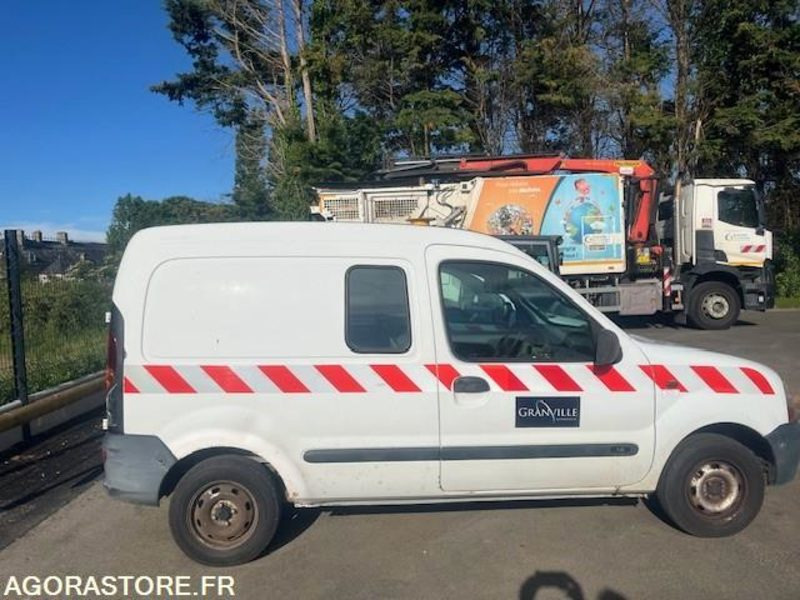 RENAULT KANGOO 1999 - 紧凑型面包车:图2 RENAULT KANGOO 1999 - 紧凑型面包车:图2