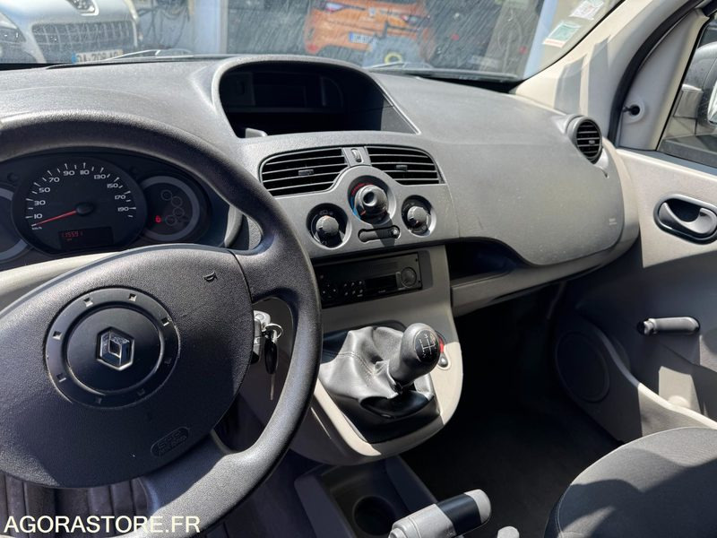 RENAULT KANGOO - 2009 - 115 000km - 紧凑型面包车:图5 RENAULT KANGOO - 2009 - 115 000km - 紧凑型面包车:图5