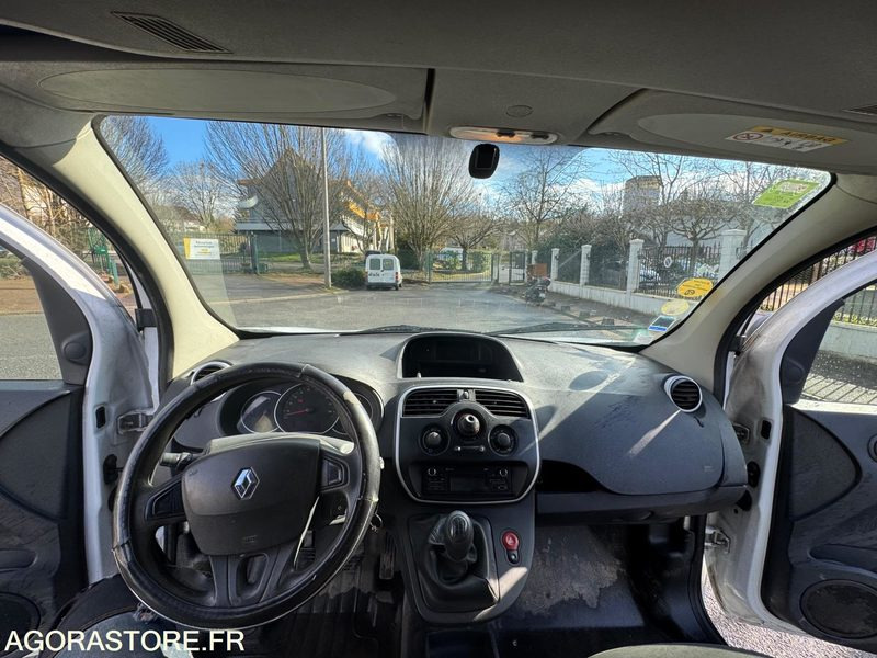 RENAULT KANGOO - 2016 - 300 000 KM - 紧凑型面包车:图5 RENAULT KANGOO - 2016 - 300 000 KM - 紧凑型面包车:图5