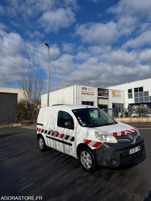 RENAULT KANGOO - 2016 - 300 000 KM - 紧凑型面包车:图2 RENAULT KANGOO - 2016 - 300 000 KM - 紧凑型面包车:图2