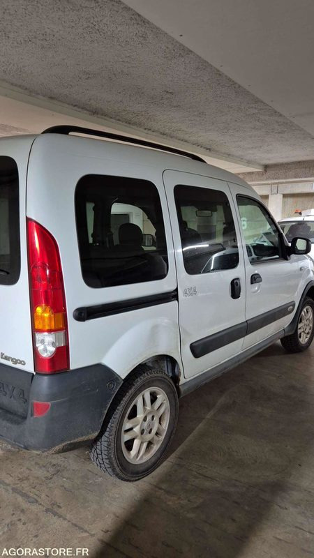 RENAULT KANGOO 4×4 - 2007 - 203659KM - 汽车:图5 RENAULT KANGOO 4×4 - 2007 - 203659KM - 汽车:图5