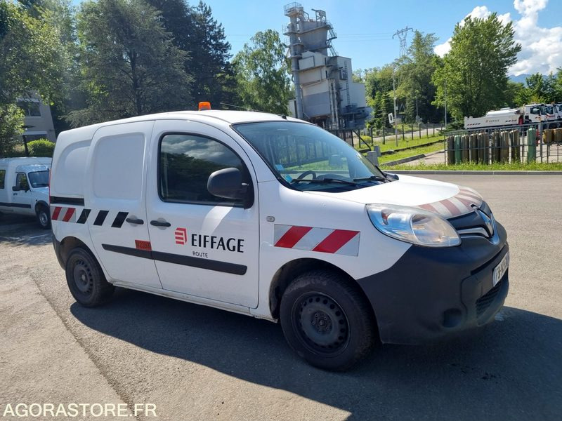 RENAULT - KANGOO EXPRESS GRAND CONFORT - 2018 / 254850KM (M23500) - 紧凑型面包车:图2 RENAULT - KANGOO EXPRESS GRAND CONFORT - 2018 / 254850KM (M23500) - 紧凑型面包车:图2