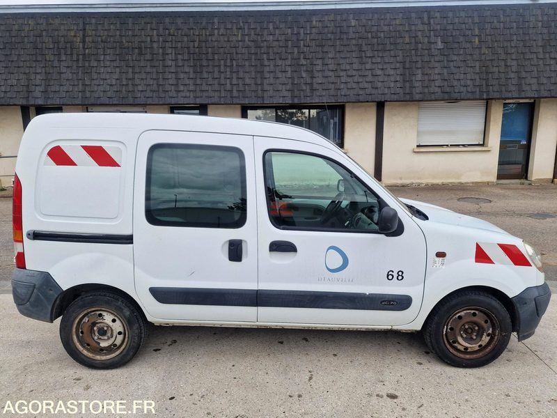RENAULT KANGOO - LOT N°2 - 紧凑型面包车:图3 RENAULT KANGOO - LOT N°2 - 紧凑型面包车:图3
