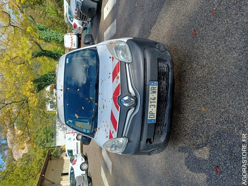 RENAULT KANGOO / REF SCP : 957 - 无侧窗厢式货车:图2 RENAULT KANGOO / REF SCP : 957 - 无侧窗厢式货车:图2