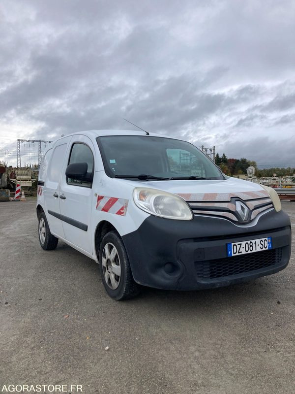 RENAULT KANGOO diesel - Année 2016 - 322 400 km - 紧凑型面包车:图4 RENAULT KANGOO diesel - Année 2016 - 322 400 km - 紧凑型面包车:图4