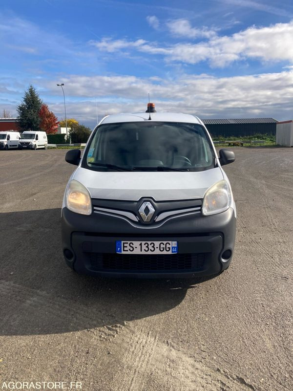 RENAULT KANGOO diesel - Année 2017 - 330 000 km - 紧凑型面包车:图2 RENAULT KANGOO diesel - Année 2017 - 330 000 km - 紧凑型面包车:图2