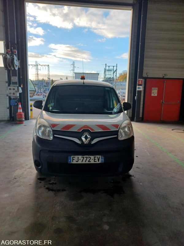 RENAULT KANGOO diesel - Année 2019 - 297.500 km - 紧凑型面包车:图2 RENAULT KANGOO diesel - Année 2019 - 297.500 km - 紧凑型面包车:图2