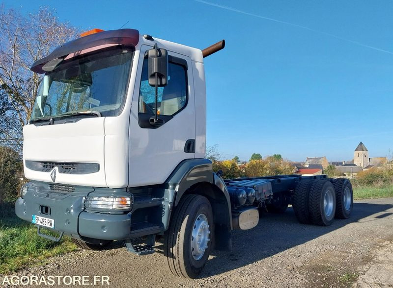 RENAULT KERAX 370-26 / 2004 / 715710 Km avec peinture neuve - 驾驶室底盘卡车:图1 RENAULT KERAX 370-26 / 2004 / 715710 Km avec peinture neuve - 驾驶室底盘卡车:图1