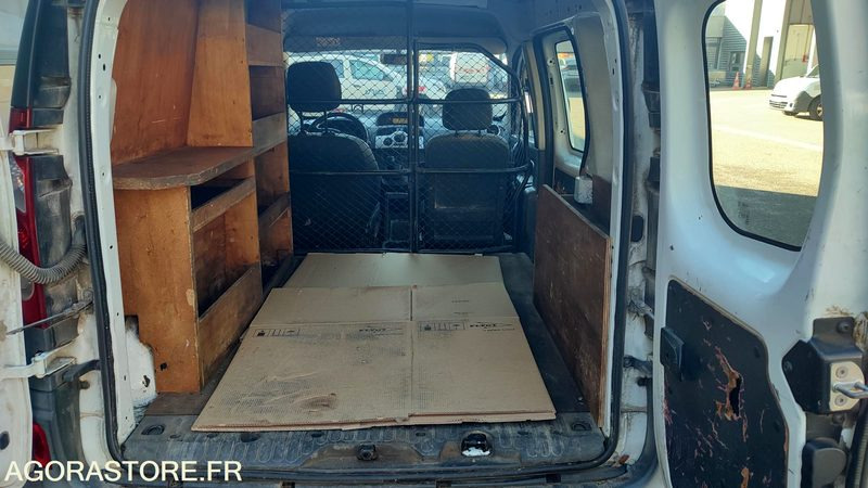 RENAULT Kangoo - 2012 - 231542km - 紧凑型面包车:图5 RENAULT Kangoo - 2012 - 231542km - 紧凑型面包车:图5