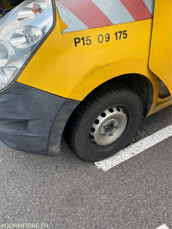 RENAULT - MASTER - 2011 / 285960 KM (P1509175) - 无侧窗厢式货车:图5 RENAULT - MASTER - 2011 / 285960 KM (P1509175) - 无侧窗厢式货车:图5