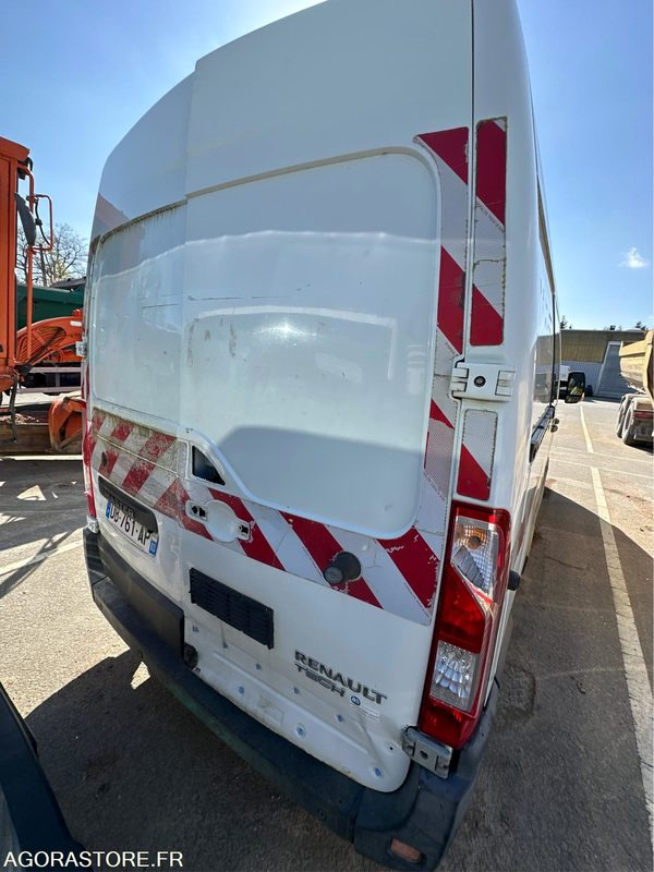 RENAULT - MASTER - 2013 / 262843 KM (P151054) - 无侧窗厢式货车:图3 RENAULT - MASTER - 2013 / 262843 KM (P151054) - 无侧窗厢式货车:图3