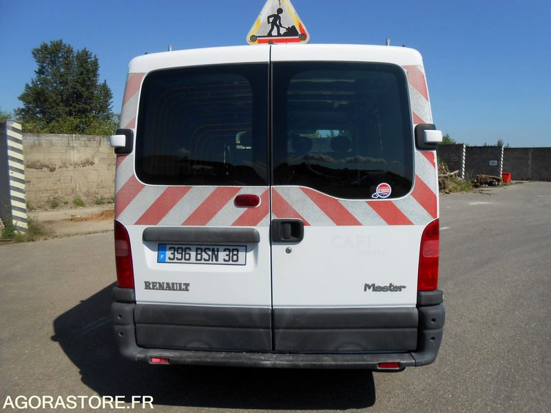 RENAULT MASTER DCI80 - 无侧窗厢式货车:图2 RENAULT MASTER DCI80 - 无侧窗厢式货车:图2