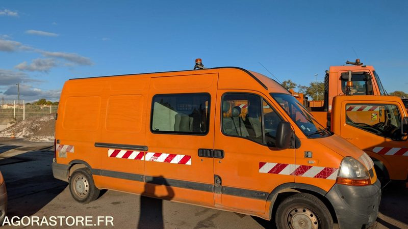 RENAULT MASTER FM-521-JQ - 2006 - 无侧窗厢式货车:图2 RENAULT MASTER FM-521-JQ - 2006 - 无侧窗厢式货车:图2