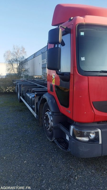 RENAULT PREMIUM 340 DXI - 2012 - 142852 km CJ-342-LE - 集装箱运输车/ 可拆卸车身的卡车:图2 RENAULT PREMIUM 340 DXI - 2012 - 142852 km CJ-342-LE - 集装箱运输车/ 可拆卸车身的卡车:图2