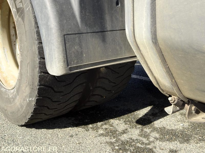 RENAULT PRENIUM - 卡车:图4 RENAULT PRENIUM - 卡车:图4