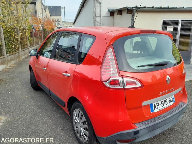 RENAULT SCENIC - 汽车:图3 RENAULT SCENIC - 汽车:图3