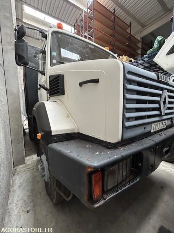 RENAULT TRACTEUR C290 4X4 110KM/H  282500 KM - 牵引车:图3 RENAULT TRACTEUR C290 4X4 110KM/H  282500 KM - 牵引车:图3