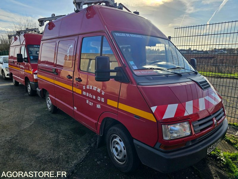 RENAULT TRAFIC - 1996 - 23321KM - 3549QV41 - 无侧窗厢式货车:图2 RENAULT TRAFIC - 1996 - 23321KM - 3549QV41 - 无侧窗厢式货车:图2