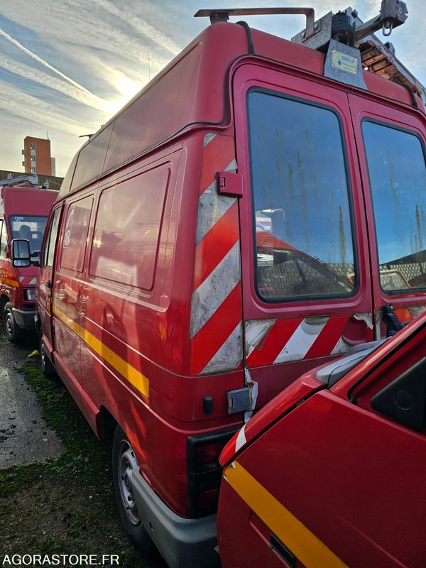 RENAULT TRAFIC - 1997 - 43096KM - 8308QX41 - 无侧窗厢式货车:图2 RENAULT TRAFIC - 1997 - 43096KM - 8308QX41 - 无侧窗厢式货车:图2