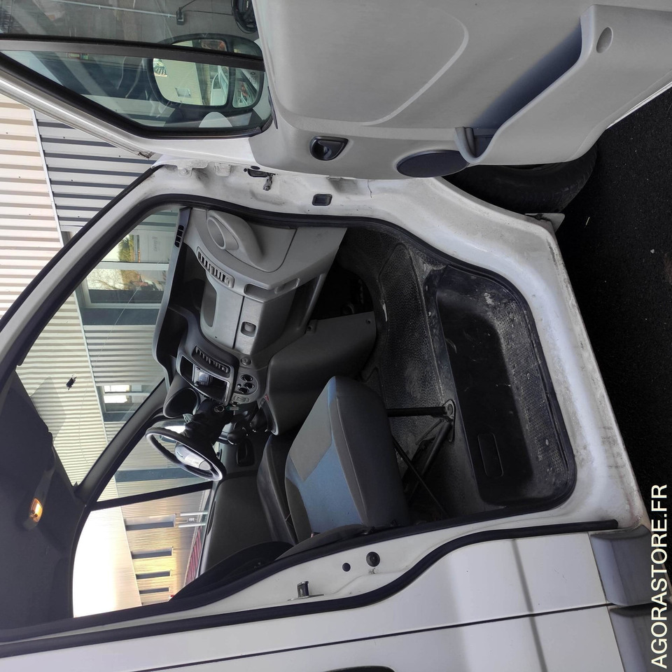 RENAULT - TRAFIC - 2014 / 180193 KMS (DE-503-XA) - 无侧窗厢式货车:图4 RENAULT - TRAFIC - 2014 / 180193 KMS (DE-503-XA) - 无侧窗厢式货车:图4