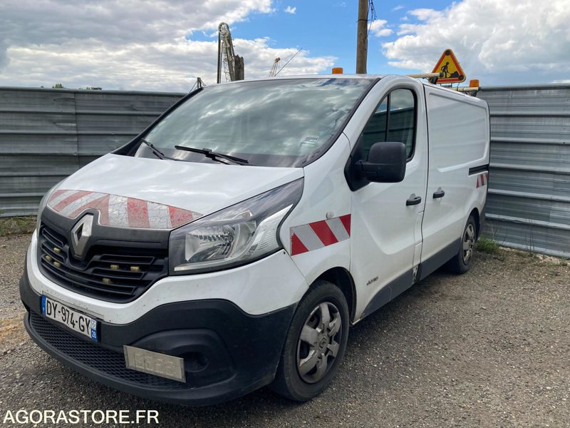 RENAULT TRAFIC - 2015 / 227603 KM (DY-974-GY) (MVU228) - 无侧窗厢式货车:图1 RENAULT TRAFIC - 2015 / 227603 KM (DY-974-GY) (MVU228) - 无侧窗厢式货车:图1