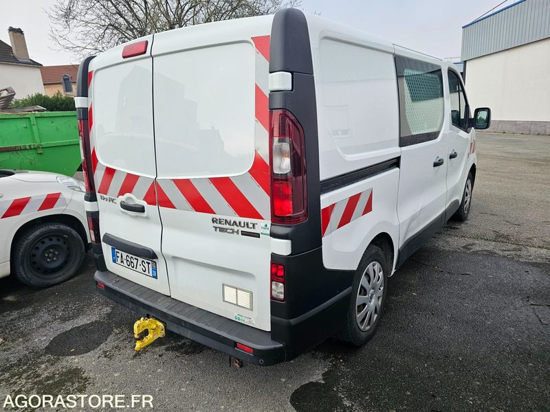 RENAULT TRAFIC - 2018 - 173355KM - FA667ST - 无侧窗厢式货车:图3 RENAULT TRAFIC - 2018 - 173355KM - FA667ST - 无侧窗厢式货车:图3