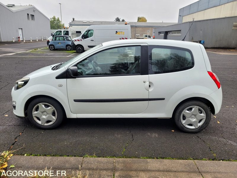 RENAULT TWINGO - DB-290-VQ - VIN VF1CNJ10550142907 - 汽车:图1 RENAULT TWINGO - DB-290-VQ - VIN VF1CNJ10550142907 - 汽车:图1