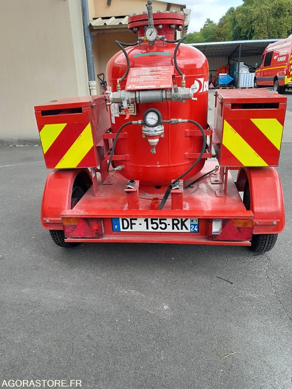 Remorque poudre - 全挂车:图1 Remorque poudre - 全挂车:图1