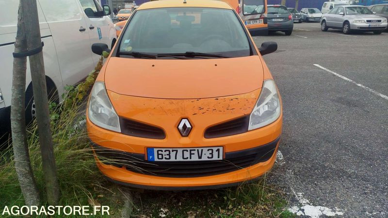 Renault Clio 1.5 DCI - 2008 - 99525km - 637CFV31 - 汽车:图1 Renault Clio 1.5 DCI - 2008 - 99525km - 637CFV31 - 汽车:图1