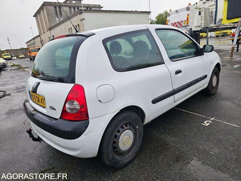 Renault Clio - 2005 - 94635KM - 8970SK41 - 汽车:图3 Renault Clio - 2005 - 94635KM - 8970SK41 - 汽车:图3