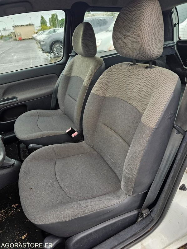 Renault Clio - 2005 - 94635KM - 8970SK41 - 汽车:图5 Renault Clio - 2005 - 94635KM - 8970SK41 - 汽车:图5