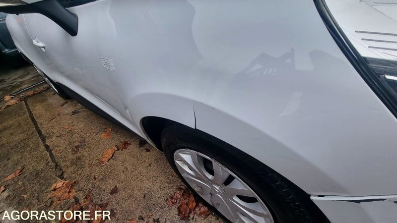 Renault Clio IV Société 2016 - 296 379 km - 汽车:图3 Renault Clio IV Société 2016 - 296 379 km - 汽车:图3