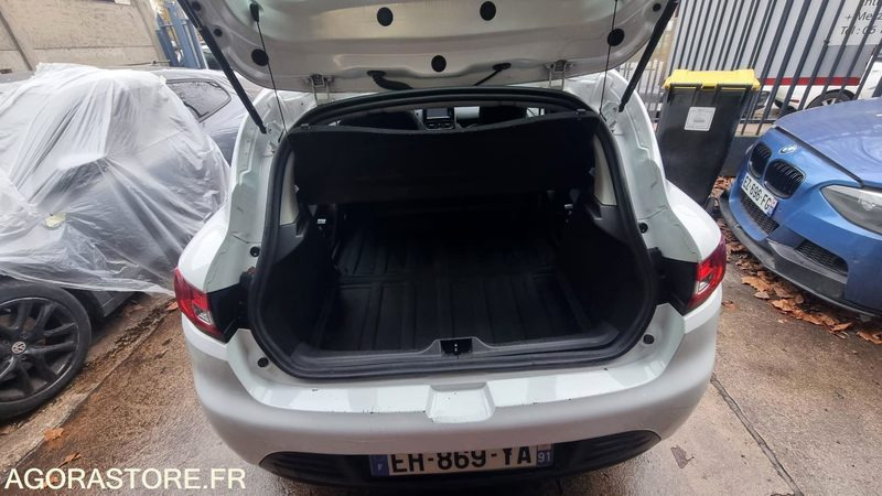 Renault Clio IV Société 2016 - 296 379 km - 汽车:图5 Renault Clio IV Société 2016 - 296 379 km - 汽车:图5