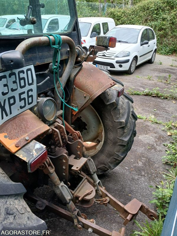 Renault Fructus (63003) - 拖拉机:图2 Renault Fructus (63003) - 拖拉机:图2