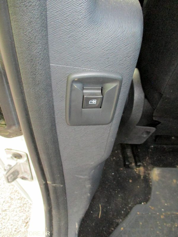 汽车 Renault Kangoo - 2016 - 74262 kms:图14 汽车 Renault Kangoo - 2016 - 74262 kms:图14