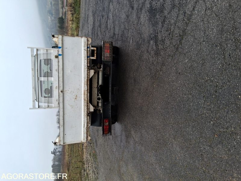 Renault Master 120 DCI - 翻斗货车:图2 Renault Master 120 DCI - 翻斗货车:图2
