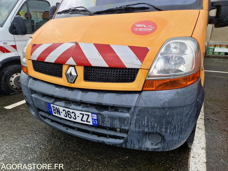 Renault Master - 195931- 2005- BN363ZZ - 无侧窗厢式货车:图5 Renault Master - 195931- 2005- BN363ZZ - 无侧窗厢式货车:图5