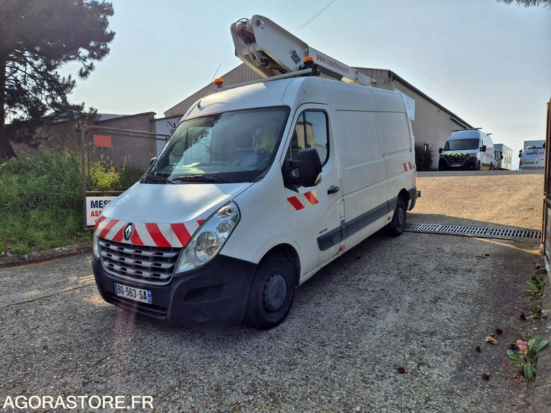 Renault Master 2.3 dci 125 nacelle - 2011 - 320 000km - 小型货车:图1 Renault Master 2.3 dci 125 nacelle - 2011 - 320 000km - 小型货车:图1