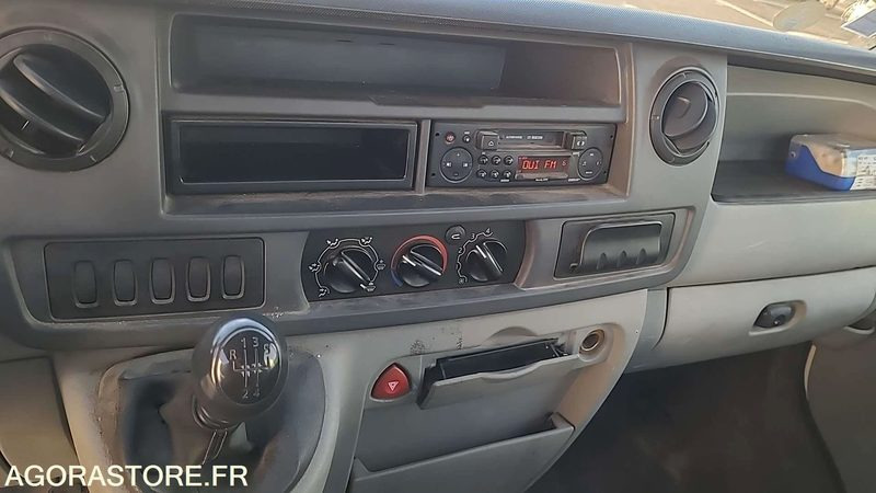 Renault Master - 2006 - 43287kms - 196ARM67 租赁 Renault Master - 2006 - 43287kms - 196ARM67:图14 Renault Master - 2006 - 43287kms - 196ARM67 租赁 Renault Master - 2006 - 43287kms - 196ARM67:图14