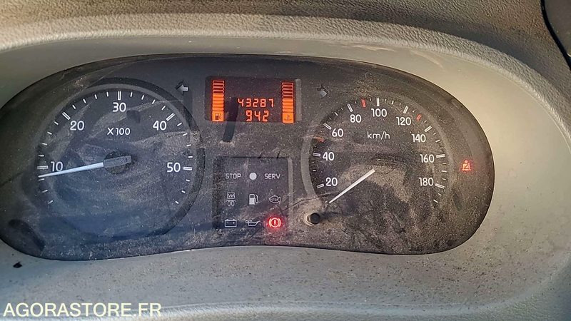 Renault Master - 2006 - 43287kms - 196ARM67 租赁 Renault Master - 2006 - 43287kms - 196ARM67:图11 Renault Master - 2006 - 43287kms - 196ARM67 租赁 Renault Master - 2006 - 43287kms - 196ARM67:图11