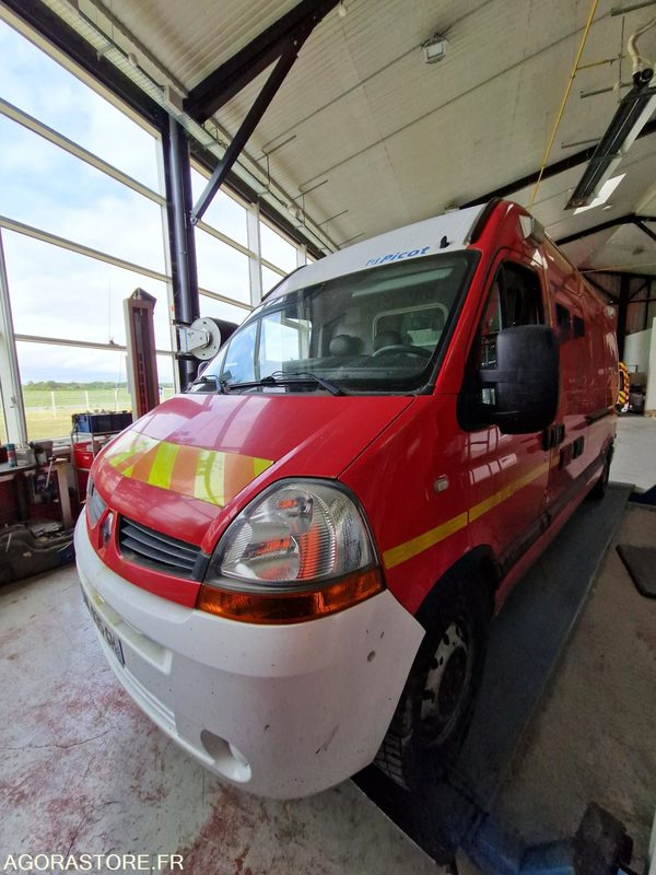 Renault Master - AL035GH - 无侧窗厢式货车:图1 Renault Master - AL035GH - 无侧窗厢式货车:图1
