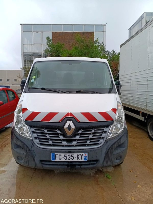 Renault Master Benne - 37900 km - 2018 - 翻斗货车:图2 Renault Master Benne - 37900 km - 2018 - 翻斗货车:图2