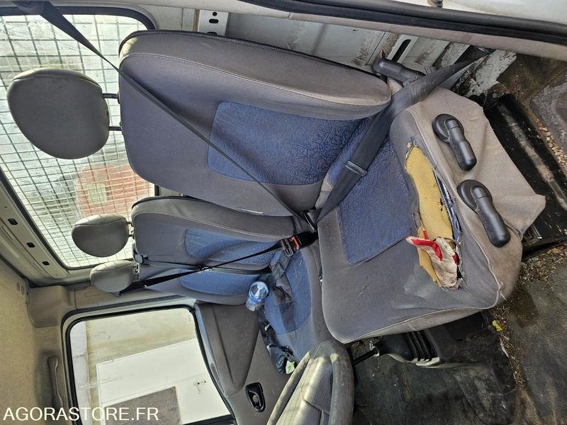 Renault Master Benne - 993CJX95 - 翻斗货车:图5 Renault Master Benne - 993CJX95 - 翻斗货车:图5
