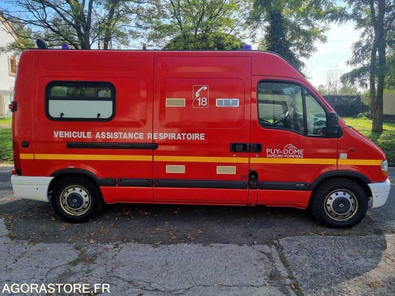 Renault Master L2 H2 - CV 642 KM - Compresseur - 2002 - 无侧窗厢式货车:图4 Renault Master L2 H2 - CV 642 KM - Compresseur - 2002 - 无侧窗厢式货车:图4