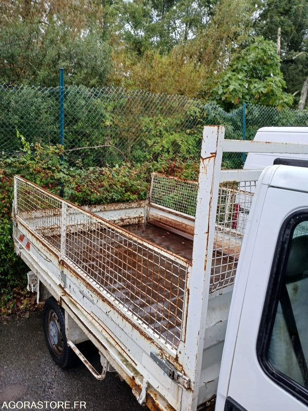 Renault Master benne (55705) - 小型货车:图2 Renault Master benne (55705) - 小型货车:图2