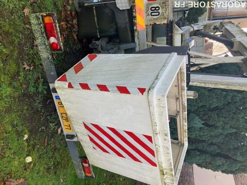 Renault Midliner (Nacelle) 2003 - 18441 kms - 卡车:图5 Renault Midliner (Nacelle) 2003 - 18441 kms - 卡车:图5